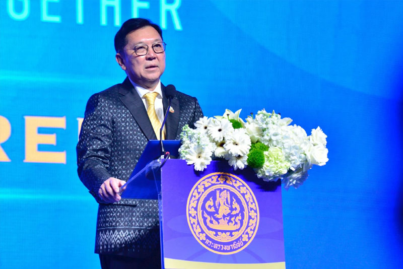 พาณิชย์ดึง 16 ประเทศ เจรจาซื้อมัน 1 หมื่นล้าน ดันไทยผู้นำอุตสาหกรรมมันสำปะหลัง